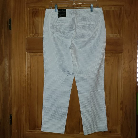 Banana Republic White Martin Fit Crop Length Pants - Picture 3 of 6